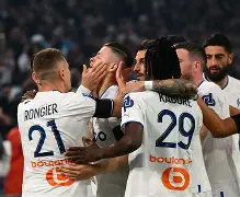 尼姆击败对手,法甲比赛取得胜利是哪一集